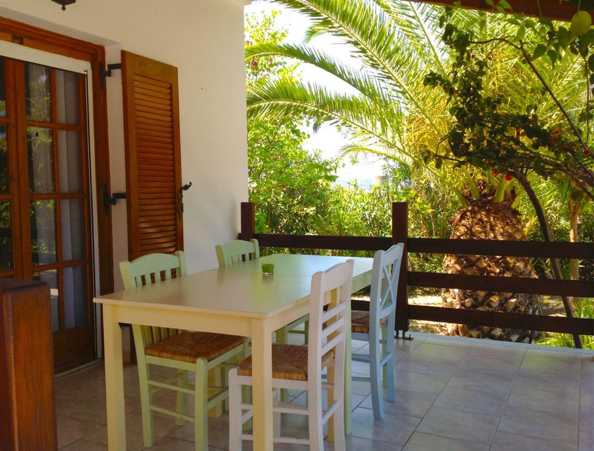 Bungalow Gialova Luaran gambar