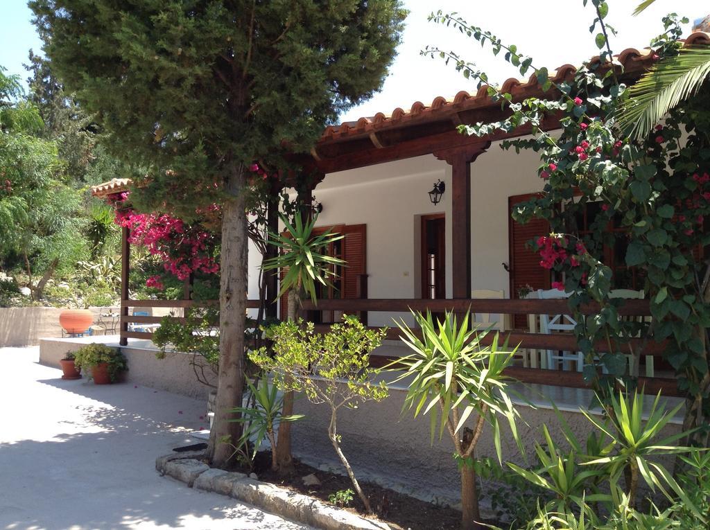 Bungalow Gialova Luaran gambar